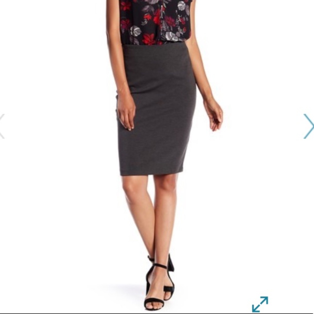 Philosophy Apparel / Solid Midi Pencil Skirt